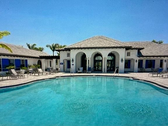 3rd image of 12731 Aquamarine Ave