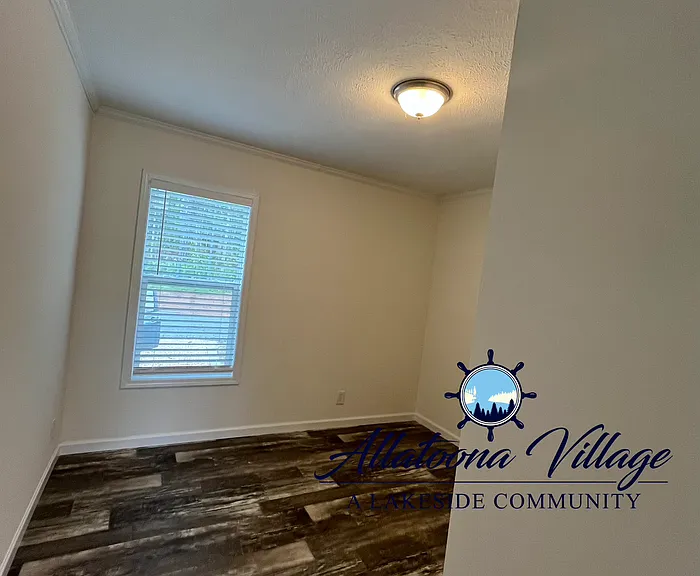 4925 Cedar St — Photo 13