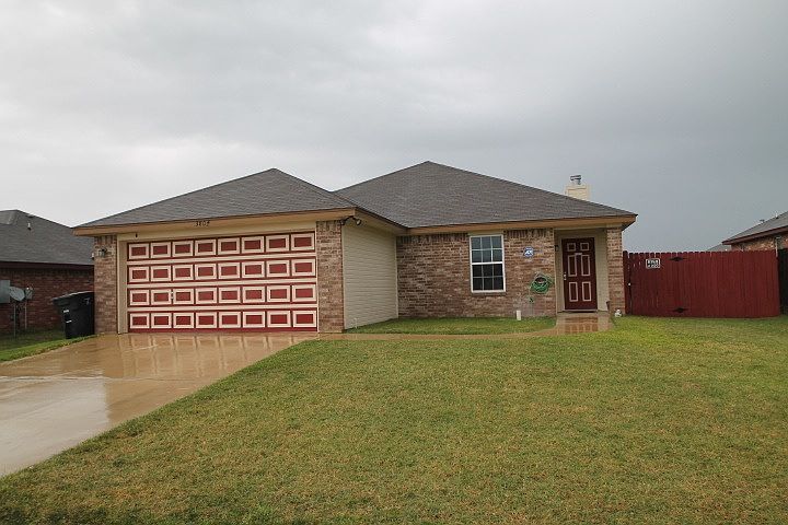 1st image of 3804 Jake Spoon Dr