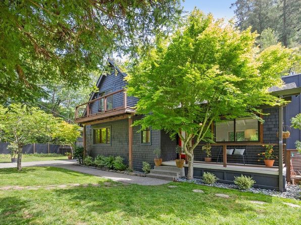 269 Castro St, Forest Knolls, CA 94933