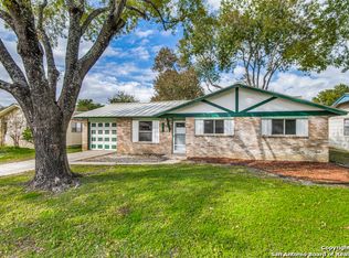 608 Oak Dr, Converse, TX 78109