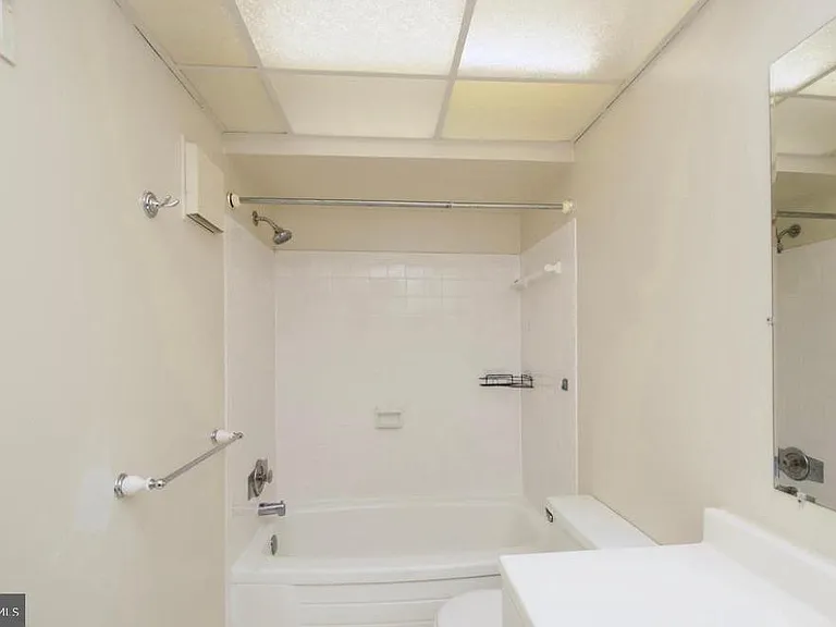 5911 Prince James Dr #G — Photo 10