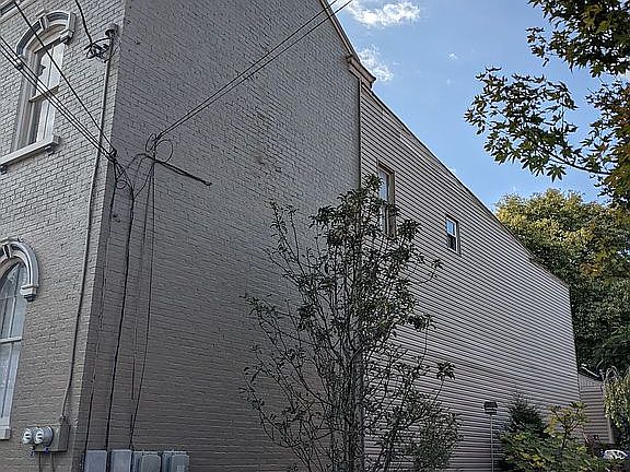 2nd image of 1525 Maryland Ave