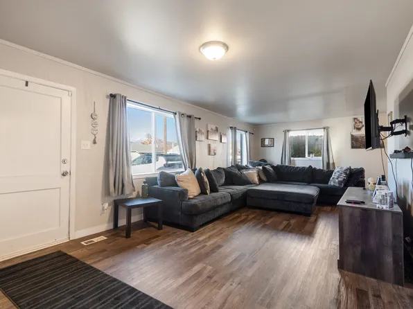 440 Highland Dr, Tooele, UT 84074