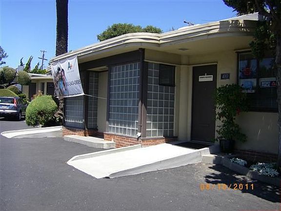 2nd image of 400 N San Mateo Dr