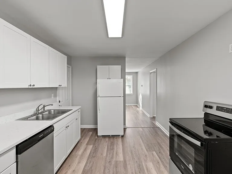 1507 Randolph Ave SE — Photo 6