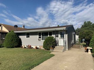 413 22nd St NW, Minot, ND 58703