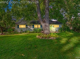3300 Eastern Ave, Rochester Hills, MI 48307