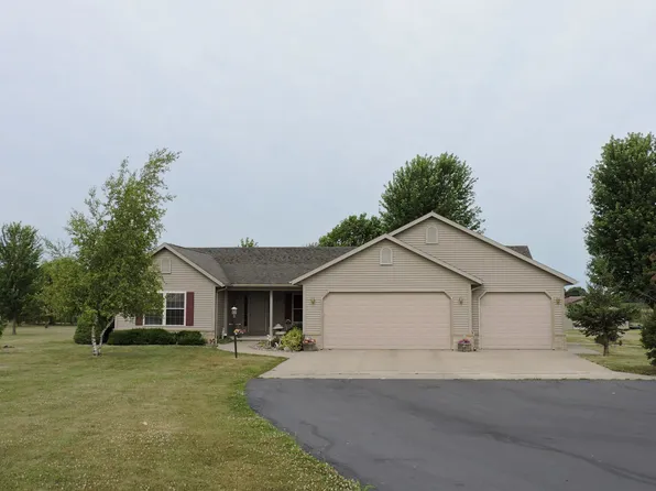 2191 Harrison Ave, Omro, WI 54963