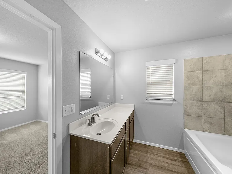 1650 King Rd — Photo 27