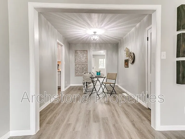 2617 NW 37th St — Photo 22