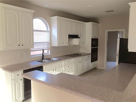 4th image of 5847 Grayco Dr