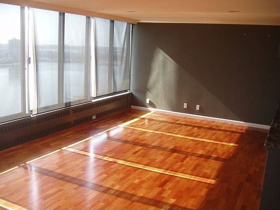 beautiful hrdwd floors