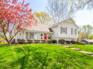 9741 Aberdeen St, Overland Park, KS 66206