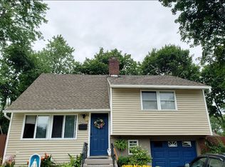 1 Satinwood St, Central Islip, NY 11722