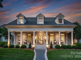 18822 Peninsula Cove Ln, Cornelius, NC 28031