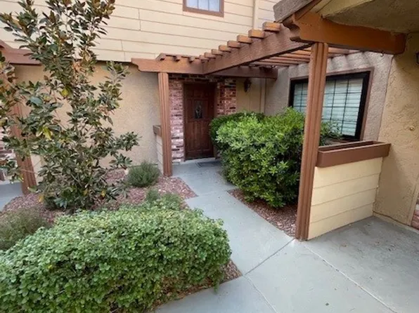 3283 Dawnflower St #3, Las Vegas, NV 89121