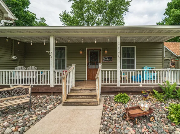 416 3rd St N, Cannon Falls, MN 55009