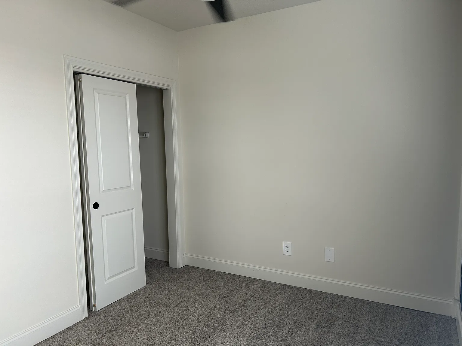 1 bed, 500 sqft, $1,350 — Photo 2