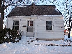 1st image of 1218 Mackinac Ave