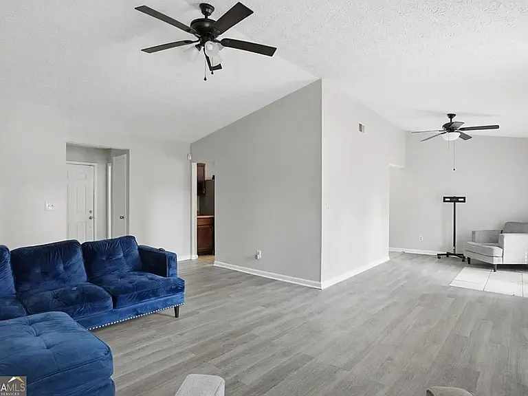 5420 Forest Downs Cir — Photo 7