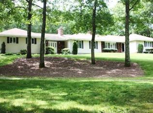 61 Harkness Rd, North Smithfield, RI 02896