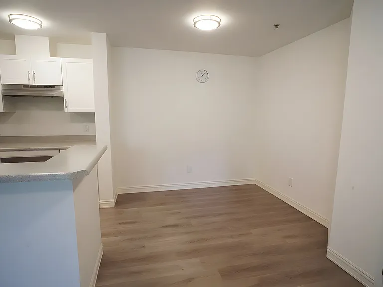 1405 S 308th St #301 — Photo 4
