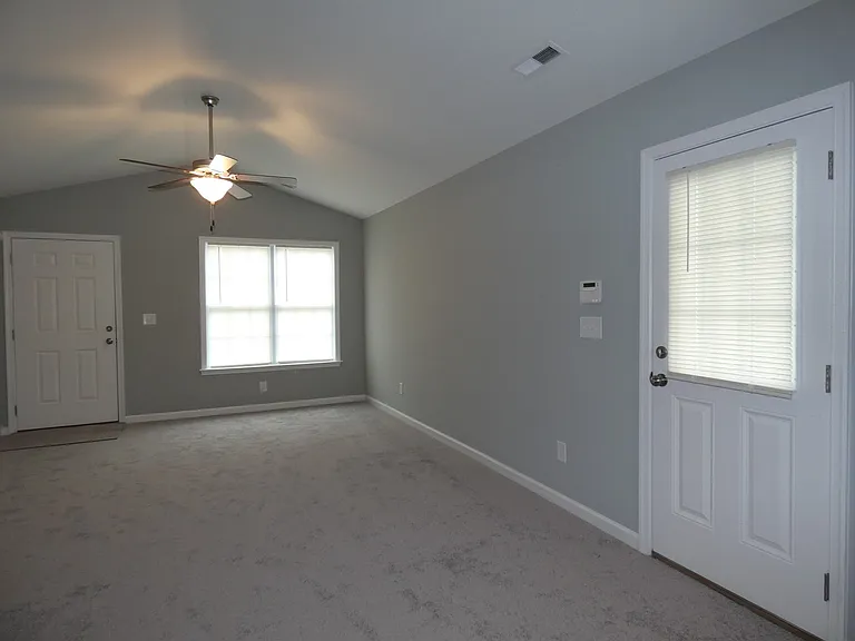 1930 Sapphire Rd — Photo 11