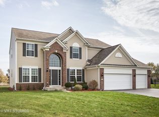 2268 Emerald Ln, Yorkville, IL 60560