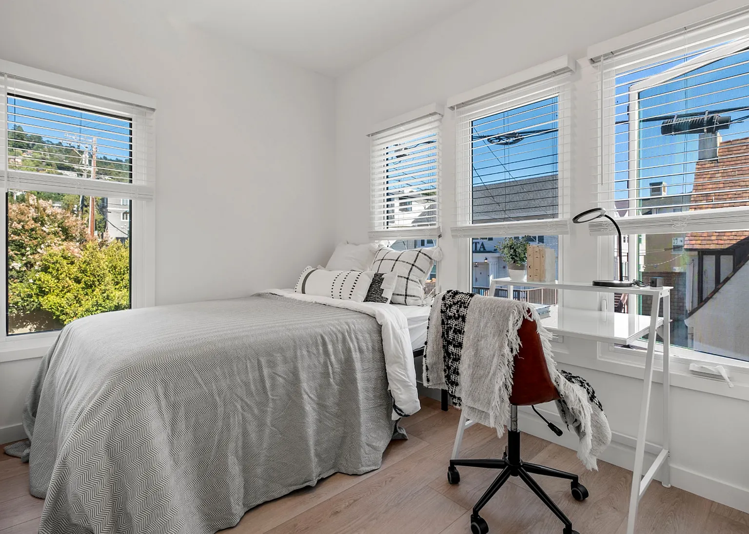 2701 Durant LP — Photo 2