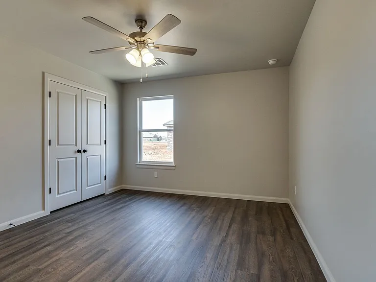 317 Dooley Creek Ln — Photo 34