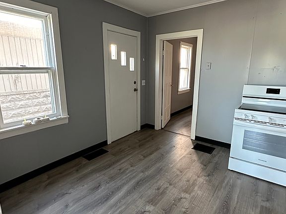 2nd image of 65 S Pearl St #1
