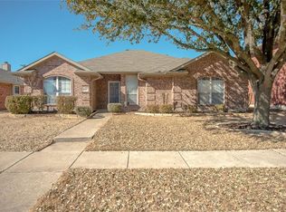 207 Towngate Dr, Wylie, TX 75098