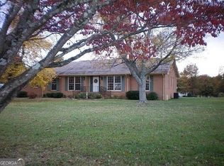 635 Crowe Rd, Statham, GA 30666