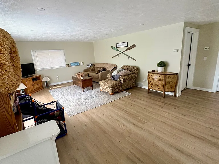11298 Long Point Dr — Photo 9