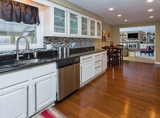 1683 NW 93rd Ct, Clive, IA 50325