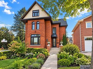 117 Rosemount Ave #4, Toronto, ON M9N3B8