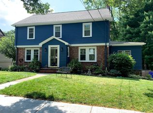 244 Bonad Rd, Brookline, MA 02467