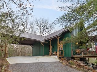 9963 Huckleberry Ln, Soddy Daisy, TN 37379