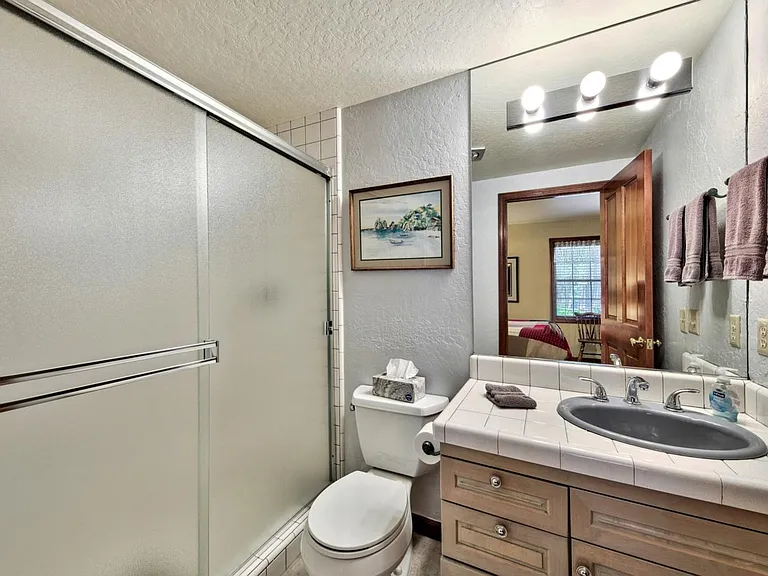 1480 Ormsby Dr — Photo 21