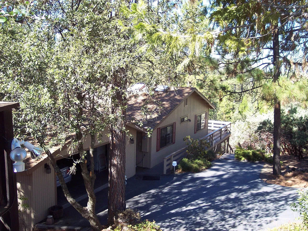 12054 Alcan Ct photo 1