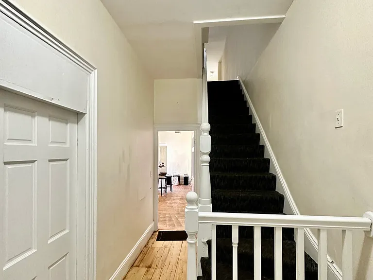24 Highgate St #22 — Photo 7