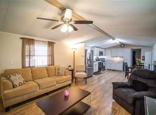 7042 Wire Rd, Zephyrhills, FL 33540