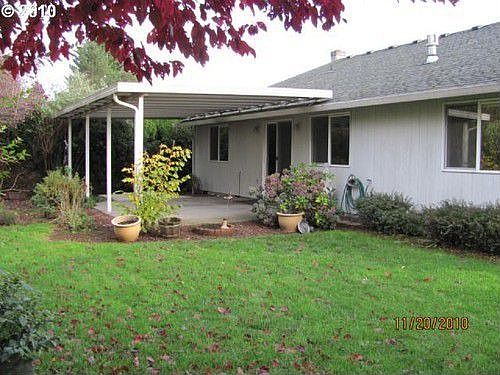 4th image of 6010 NE 74th Cir