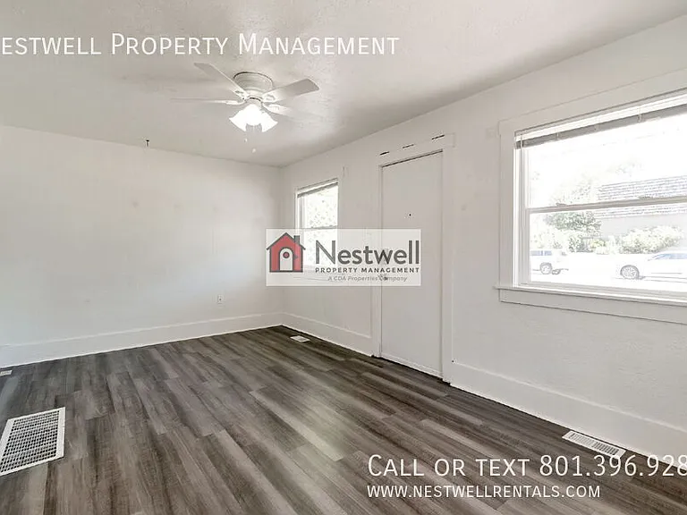 2308 S Green St — Photo 11