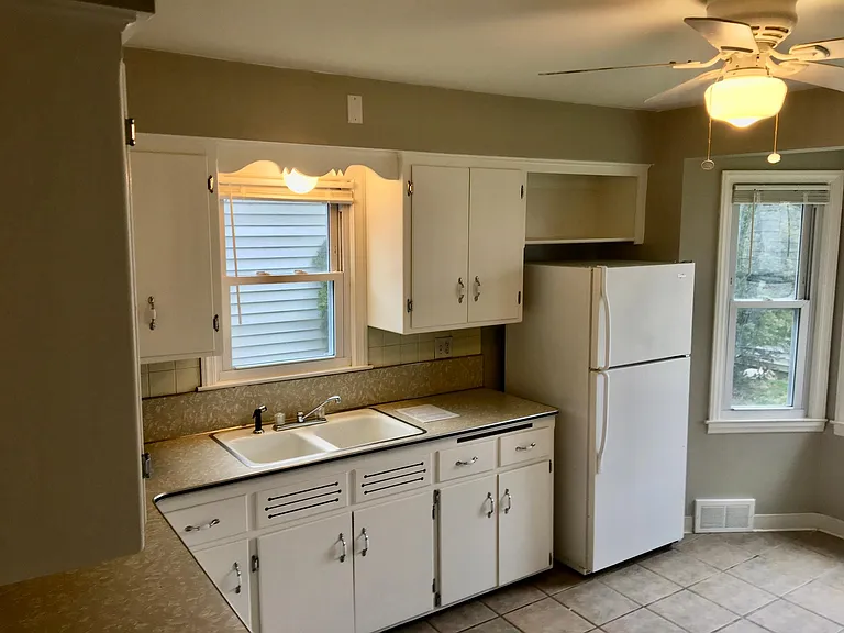 1511 W Morgan Ave — Photo 9