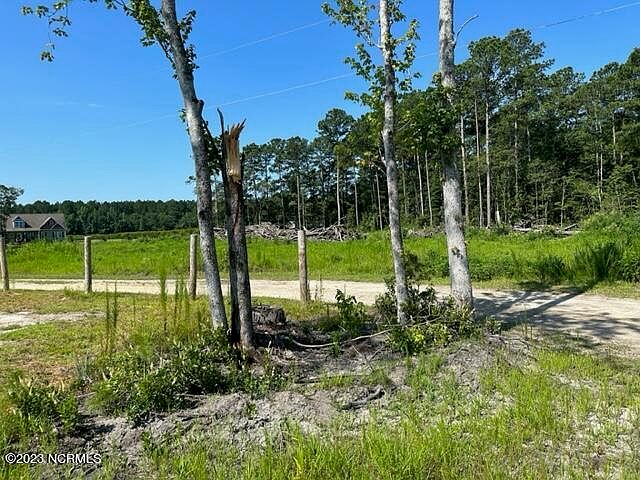 2nd image of 2245 Worthington-Warren Road