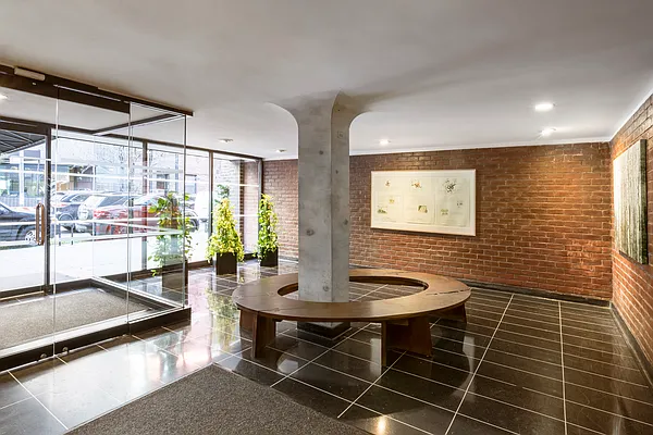 Sold by Compass | media 20