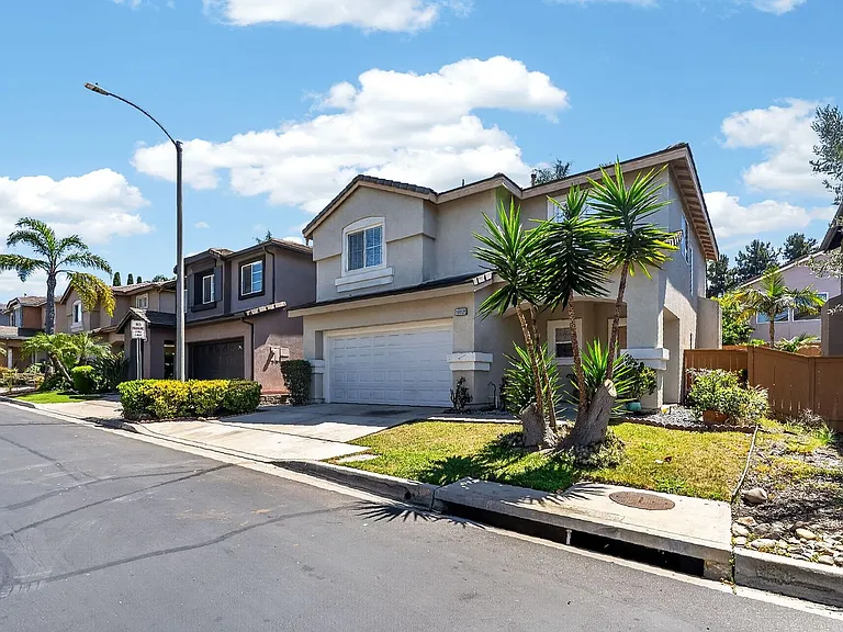 10009 Kika Ct — Photo 37