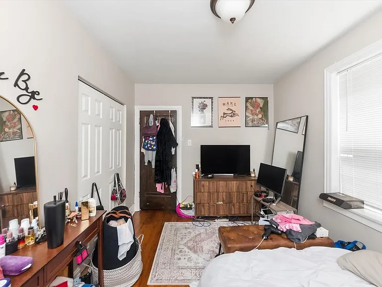 3630 N Bosworth Ave #1 — Photo 6